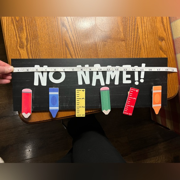 Colorful Classroom Sign Decor - Picture 2 of 4